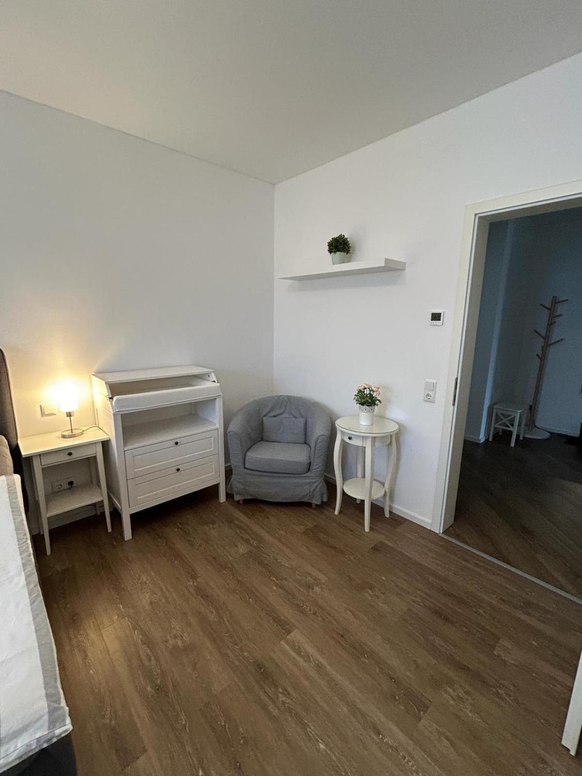 Top-Ferienwohnung Bei Berlin, Bis 3 Gaeste, Terrasse Und Garten Bestensee Luaran gambar